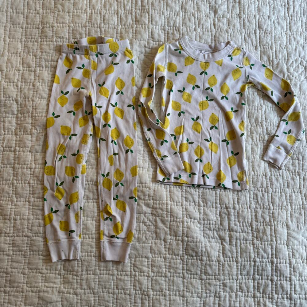 Hanna Andersson Organic Cotton Lemon Print Pajama Set — Size 5